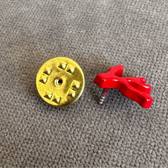 ISAIA | 🪸 Coral Pin - Free Shipping - Picture 5 of 5